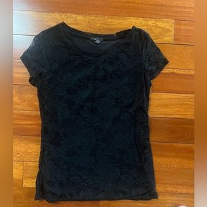 Alfani Black lacy Tee lined  size medium